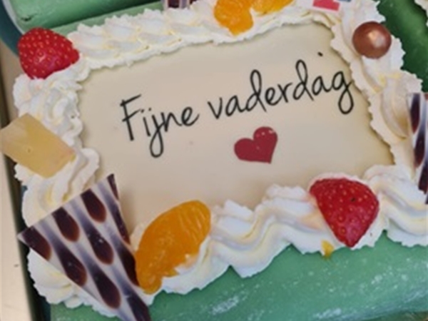 Vaderdag taartje marsepein